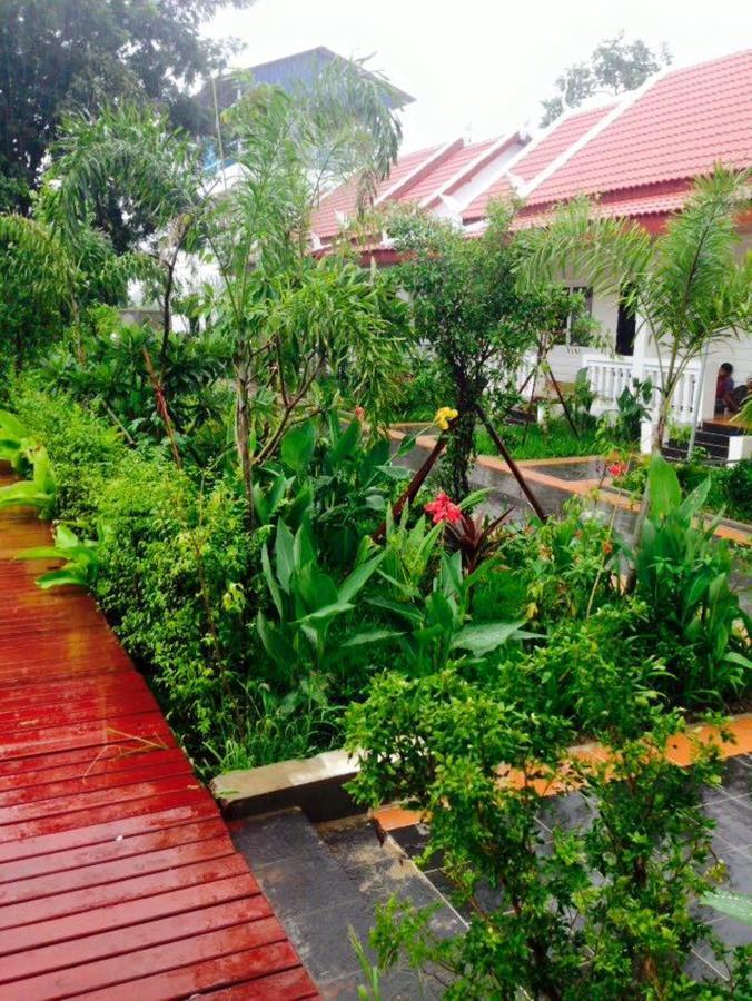 Preah Vihear Jaya Hotel Sra Aem Екстериор снимка